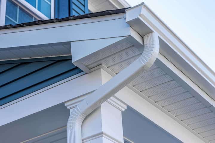 Cheap and durable vinyl gutters installation in Lynchburg